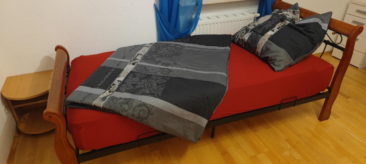 Einzimmerwohnung Mit Parkplatz Ohne Kueche Bischweier Exteriér fotografie